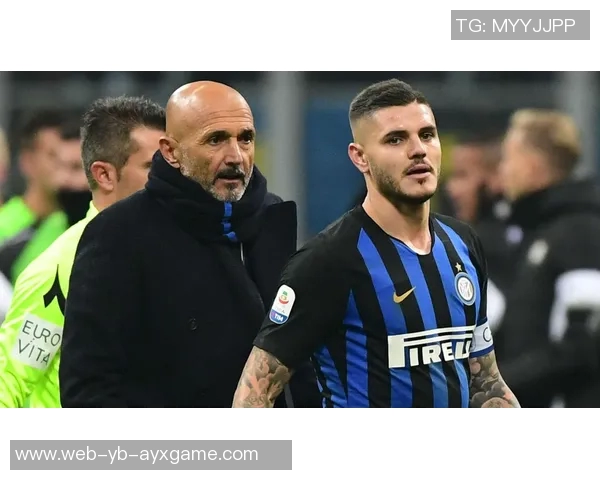 阿根廷全队球员佩戴黑色袖标悼念已故博卡主帅鲁索的感人时刻 阿根廷全队球员佩戴黑色袖标悼念已故博卡主帅鲁索的感人时刻