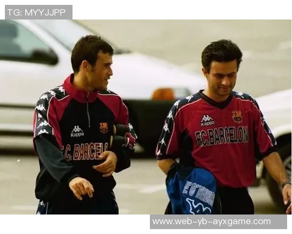 前瓜帅助教盛赞阿隆索未来教练潜力他渴望学习与成长 前瓜帅助教盛赞阿隆索未来教练潜力他渴望学习与成长